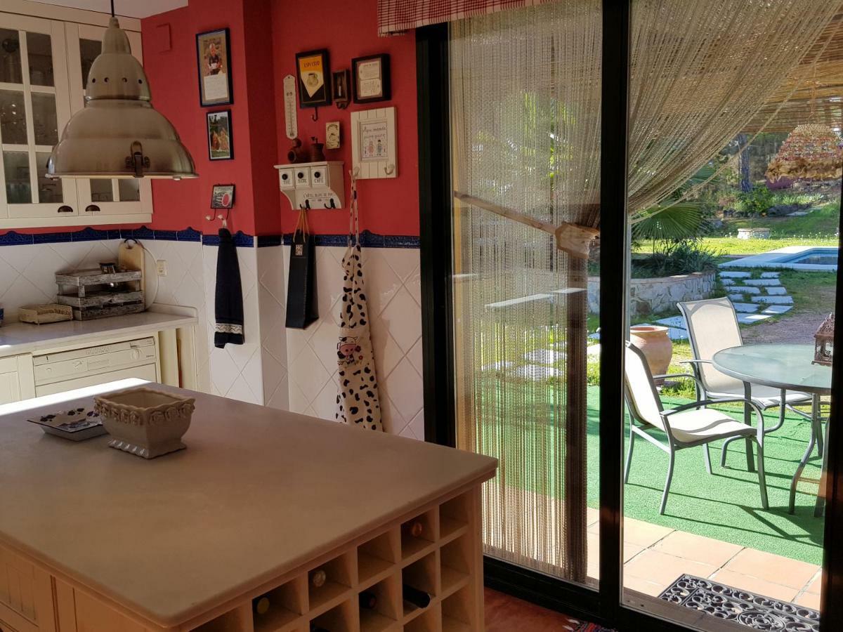 Casa Encantadora Con Piscina Privada Y Chimenea Villa Las Jaras Kültér fotó